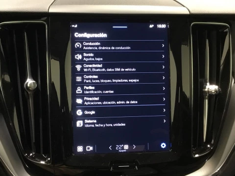 Volvo XC60 Core, B4 Semihíbrido, Diésel