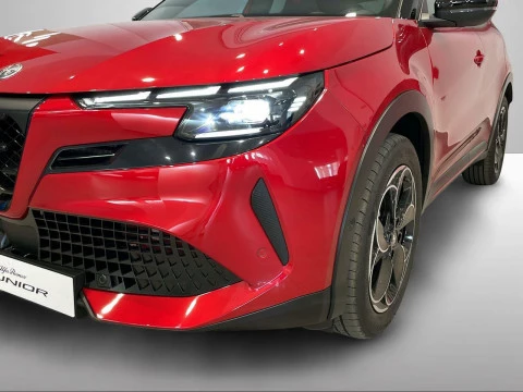 Alfa Romeo Junior Elettrica Speciale 115kW (156CV)