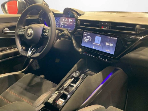 Alfa Romeo Junior Elettrica Speciale 115kW (156CV)