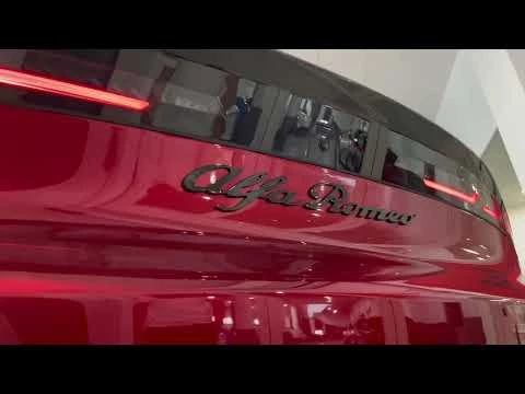 Alfa Romeo Junior Elettrica Speciale 115kW (156CV)