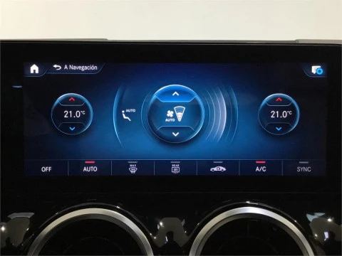 Mercedes-Benz GLA 180