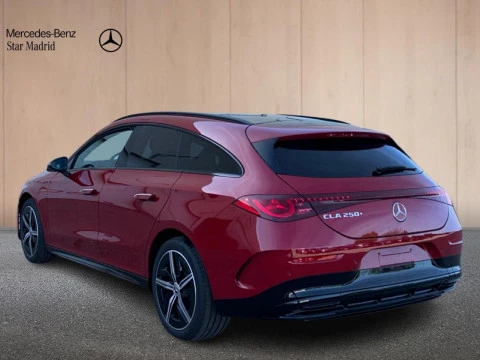 Mercedes-Benz CLA  250+ SB con tecnologia EQ