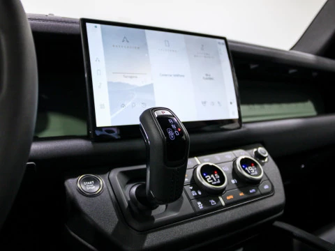 Land Rover Defender 2.0 Si4 404 Limited Ed. 110 AT 4WD PHEV