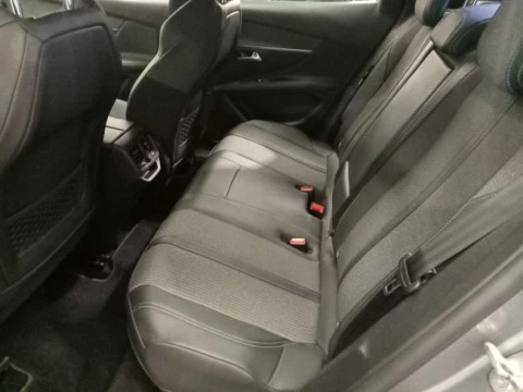 Peugeot 3008 Hybrid 225 e-EAT8 Allure Pack