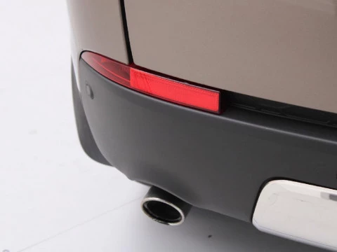 Land Rover Discovery Sport 2.2 SD4 190PS AUTO 4WD HSE LUX 190 5P