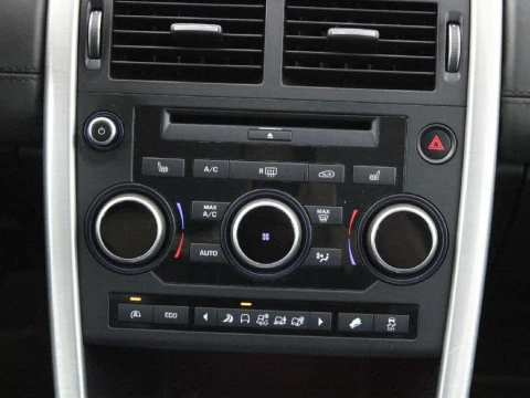 Land Rover Discovery Sport 2.2 SD4 190PS AUTO 4WD HSE LUX 190 5P