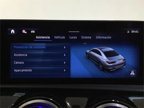 Mercedes-Benz CLA 200