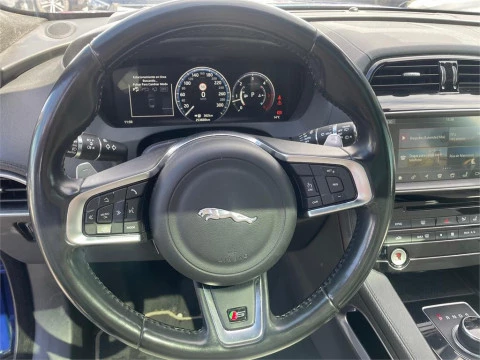 Jaguar F-Pace 3.0L TDV6 AWD Automático S