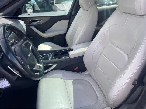 Jaguar F-Pace 3.0L TDV6 AWD Automático S