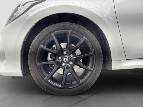 Toyota Yaris 1.5 120H Style Plus
