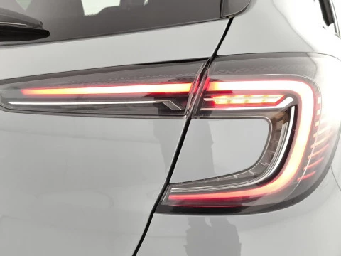 Renault Captur techno Eco-G 100cv (74 kW)