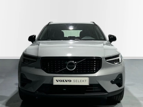Volvo XC40 2.0 B3 PLUS DARK AUTO 163 5P