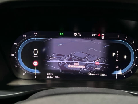 Volvo XC40 2.0 B3 PLUS DARK AUTO 163 5P