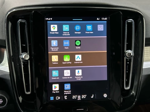 Volvo XC40 2.0 B3 PLUS DARK AUTO 163 5P