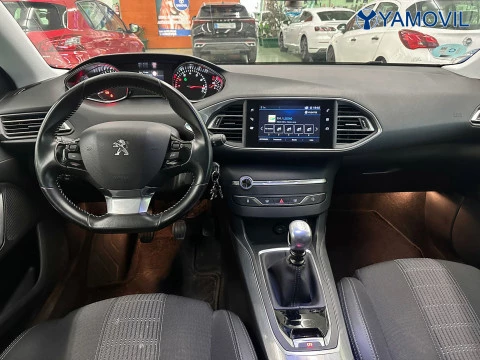 Peugeot 308 PureTech 110 SANDS Allure 81 kW (110 CV)