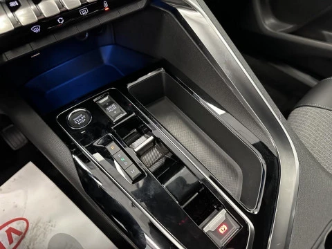 Peugeot 3008 Hybrid 225 e-EAT8 Allure Pack