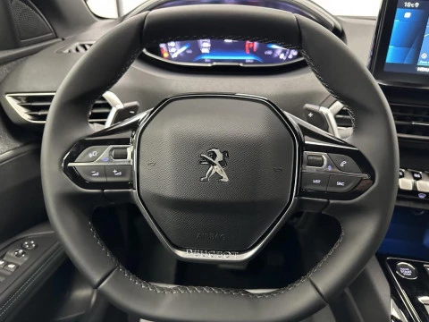 Peugeot 3008 Hybrid 225 e-EAT8 Allure Pack