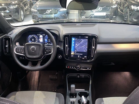 Volvo XC40 1.5 T4 RECHARGE INSCRIPTION EXP DCT 5P