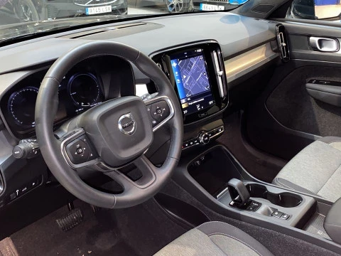 Volvo XC40 1.5 T4 RECHARGE INSCRIPTION EXP DCT 5P