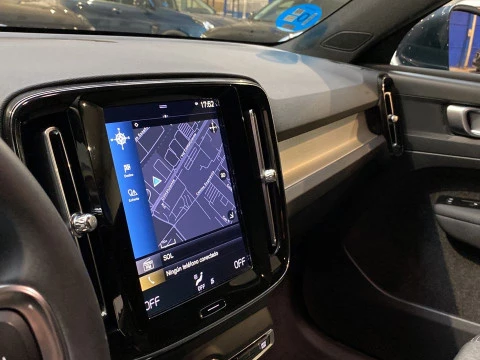 Volvo XC40 1.5 T4 RECHARGE INSCRIPTION EXP DCT 5P