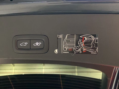 Volvo XC40 1.5 T4 RECHARGE INSCRIPTION EXP DCT 5P