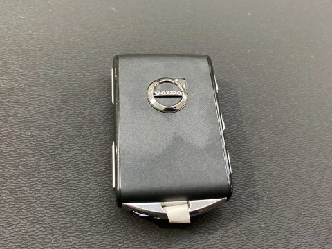 Volvo XC40 1.5 T4 RECHARGE INSCRIPTION EXP DCT 5P