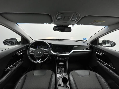 Kia Niro 1.6 GDi PHEV 104kW (141CV) Concept