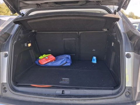 Peugeot 3008 Hybrid 225 e-EAT8 Allure Pack