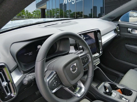 Volvo XC40 2.0 B3 G Core Auto