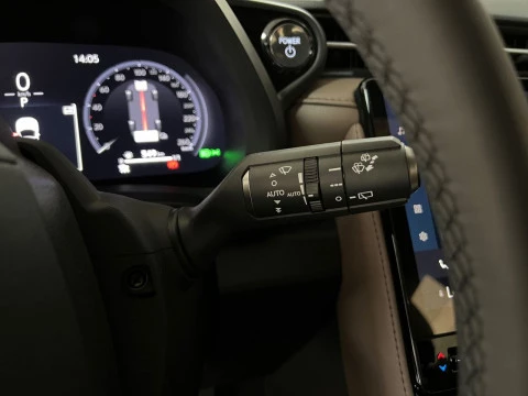 Lexus LBX 1.5 136cv HEV Elegant+