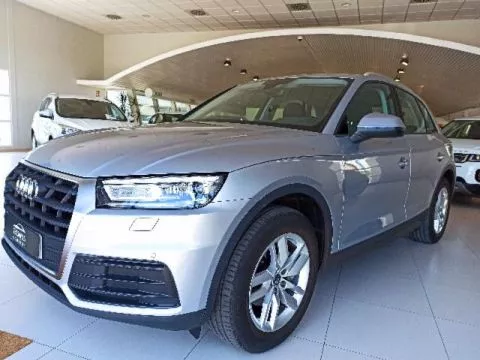 Audi Q5 Advanced 2.0 TDI 110kW (150CV) Audi Q5 Advanced 2.0 TDI 110kW (150CV)