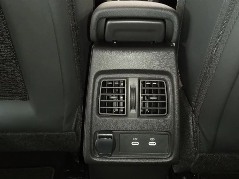 Renault Captur   TCe Techno 67kW