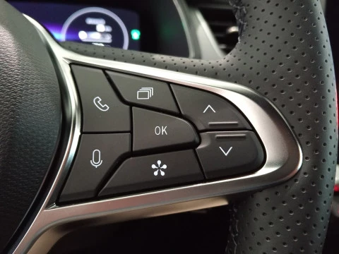 Renault Captur   TCe Techno 67kW