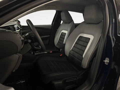 Citroën C4 Hybrid 145 ë-DCS6 Plus