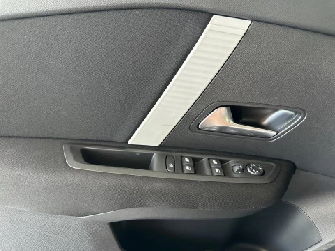 Citroën C4 Hybrid 145 ë-DCS6 Plus