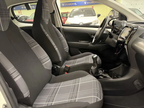 Peugeot 108 1.2 PureTech Allure 60 kW (82 CV)