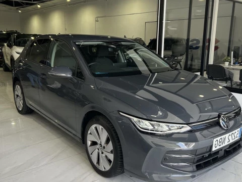 Volkswagen Golf Life 1.5 TSI 85kW (115CV)