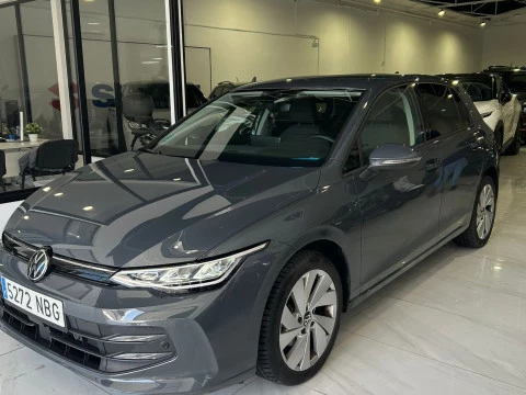 Volkswagen Golf Life 1.5 TSI 85kW (115CV)