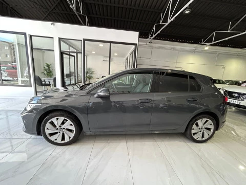 Volkswagen Golf Life 1.5 TSI 85kW (115CV)