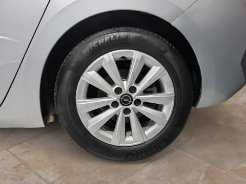 Opel Astra 1.2T XHL 81kW (110CV) Edition