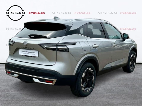 Nissan Qashqai DIG-T 116kW mHEV CVT 4x4 N-Connecta