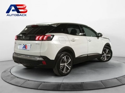 Peugeot 3008 Hybrid 225 e-EAT8 Allure