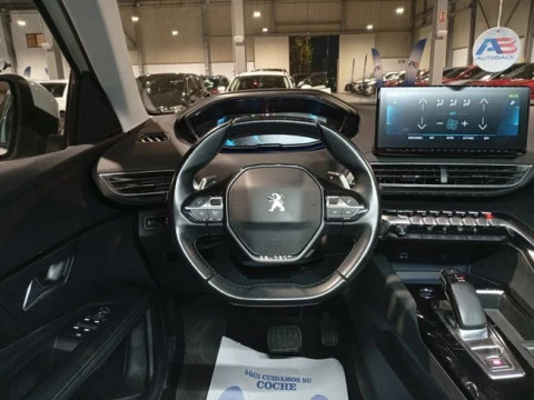 Peugeot 3008 Hybrid 225 e-EAT8 Allure