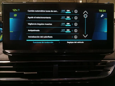 Peugeot 3008 Hybrid 225 e-EAT8 Allure