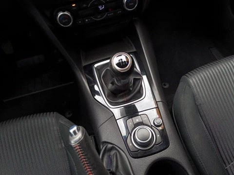 Mazda3 2.0 SKYACTIV-G 120 STYLE+CONFORT+ NAVI 5P
