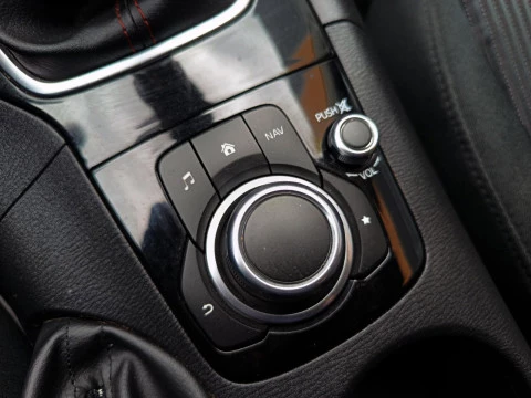 Mazda3 2.0 SKYACTIV-G 120 STYLE+CONFORT+ NAVI 5P
