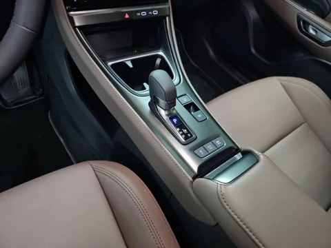 Lexus LBX 1.5 136cv HEV Elegant+