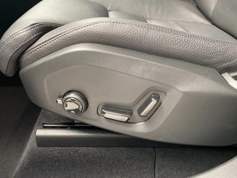 Volvo XC60 2.0 T6 RECHARGE INSCRIPTION AUTO 4WD 5P