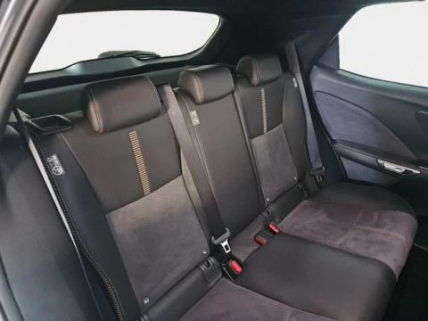 Lexus LBX 1.5 136cv HEV Cool+