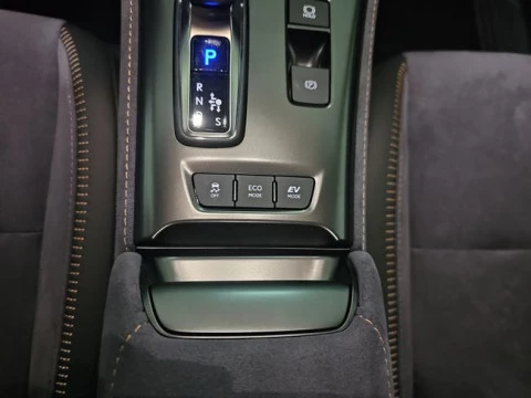Lexus LBX 1.5 136cv HEV Cool+